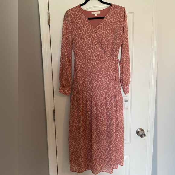 Mauve floral wrap dress - Picture 2 of 9